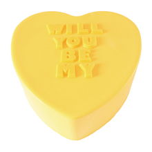 Load image into Gallery viewer, Bridal Party Proposal Heart (1kg)